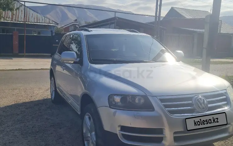 Volkswagen Touareg 2005 годаүшін5 200 000 тг. в Алматы