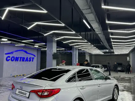 Hyundai Sonata 2016 года за 8 000 000 тг. в Шолаккорган – фото 9