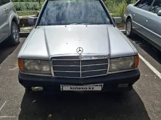 Mercedes-Benz 190