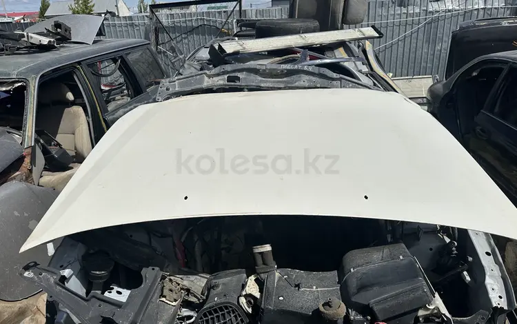 Капот за 20 000 тг. в Актобе