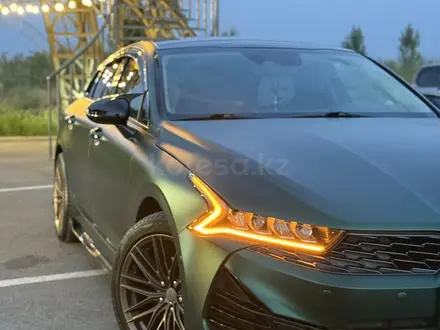 Kia K5 2022 года за 12 700 000 тг. в Алматы – фото 22