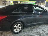 Hyundai Sonata 2010 годаfor5 500 000 тг. в Актобе – фото 4