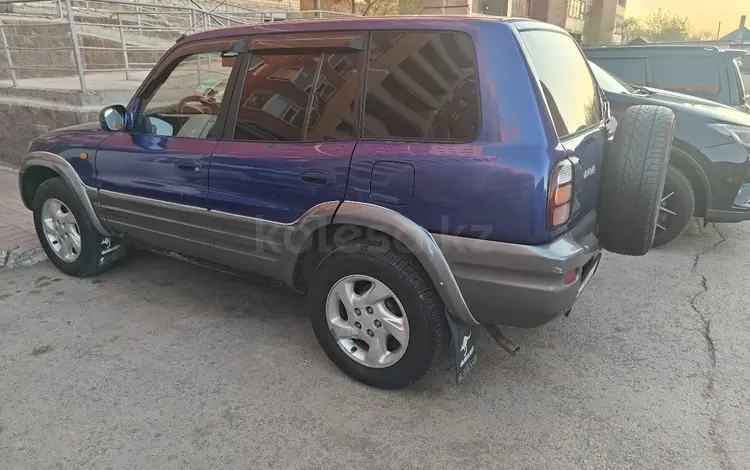 Toyota RAV4 1999 года за 3 850 000 тг. в Астана