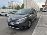 Toyota Sienna 2017 годаүшін10 000 000 тг. в Астана – фото 2