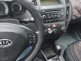 Kia Cee'd 2007 годаүшін3 400 000 тг. в Атырау – фото 4