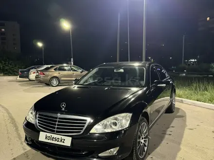 Mercedes-Benz S 350 2006 года за 7 150 000 тг. в Караганда