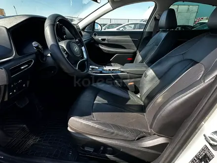 Hyundai Sonata 2020 года за 13 270 000 тг. в Алматы – фото 8