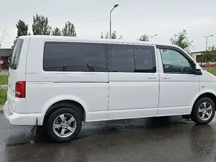 Volkswagen Caravelle 2011 года за 11 000 000 тг. в Костанай – фото 2