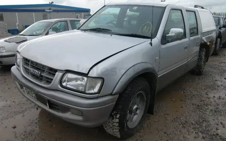 кузовные запчасти на Isuzu Rodeo 2002 года выпуска в Алматы
