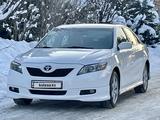 Toyota Camry 2007 годаүшін7 400 000 тг. в Алматы