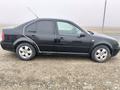 Volkswagen Jetta 2003 года за 1 800 000 тг. в Шолаккорган – фото 3