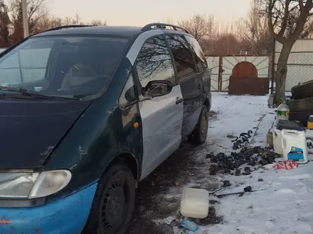 Volkswagen Sharan 1996 года за 850 000 тг. в Кентау – фото 4