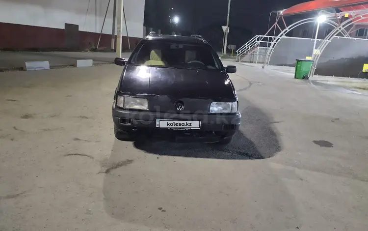 Volkswagen Passat 1993 годаүшін1 300 000 тг. в Тараз