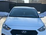 Hyundai Accent 2019 года за 7 120 000 тг. в Караганда – фото 3