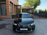 Lexus ES 250 2019 года за 18 300 000 тг. в Алматы – фото 3