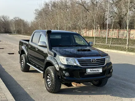 Toyota Hilux 2012 года за 10 800 000 тг. в Алматы