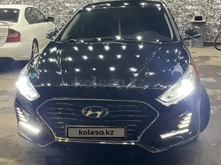 Hyundai Sonata 2018 года за 9 600 000 тг. в Алматы