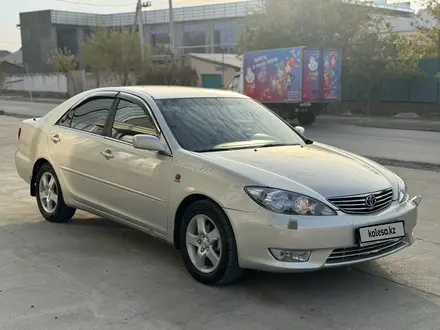 Toyota Camry 2002 года за 4 900 000 тг. в Шымкент – фото 3