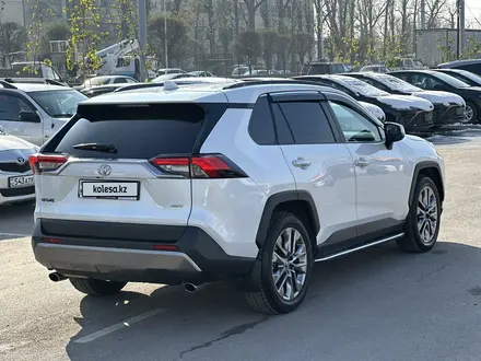 Toyota RAV4 2020 года за 14 900 000 тг. в Алматы – фото 6