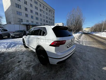 Volkswagen Tiguan 2021 года за 16 500 000 тг. в Костанай – фото 3