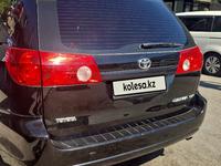 Toyota Sienna 2008 годаfor10 300 000 тг. в Шымкент