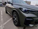 BMW X5 2023 года за 52 000 000 тг. в Алматы – фото 2