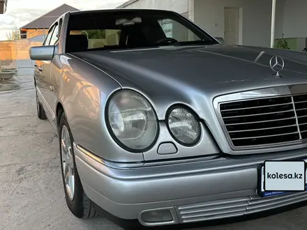 Mercedes-Benz E 280 1996 года за 2 700 000 тг. в Тараз – фото 2