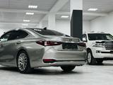 Lexus ES 250 2018 годаүшін20 000 000 тг. в Шымкент – фото 4