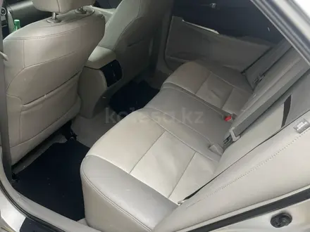 Toyota Camry 2013 года за 6 600 000 тг. в Атырау – фото 8