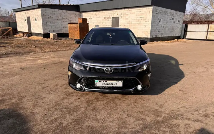 Toyota Camry 2015 года за 11 500 000 тг. в Астана