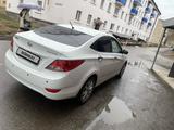 Hyundai Solaris 2012 года за 4 300 000 тг. в Усть-Каменогорск – фото 2