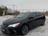 Toyota Camry 2016 года за 10 000 000 тг. в Уральск