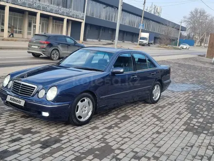 Mercedes-Benz E 320 2000 года за 4 850 000 тг. в Шымкент – фото 7