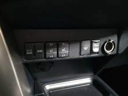 Toyota RAV4 2014 года за 8 200 000 тг. в Алматы – фото 19