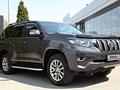 Toyota Land Cruiser Prado 2017 года за 27 460 000 тг. в Алматы – фото 9