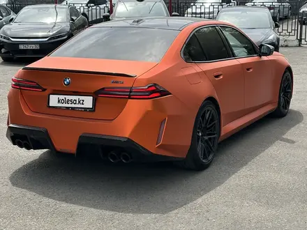 BMW M5 2025 года за 93 000 000 тг. в Алматы – фото 9