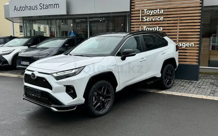 Toyota RAV4 2024 года за 19 200 000 тг. в Алматы