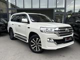 Toyota Land Cruiser 2019 годаүшін29 900 000 тг. в Шымкент
