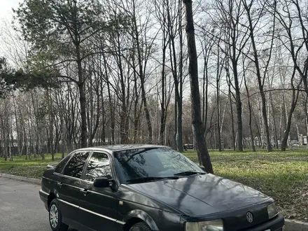 Volkswagen Passat 1992 года за 750 000 тг. в Алматы