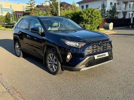 Toyota RAV4 2020 года за 13 900 000 тг. в Астана – фото 6