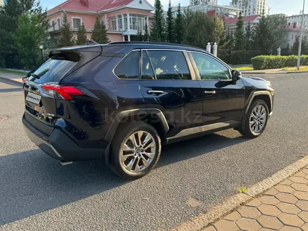 Toyota RAV4 2020 года за 13 900 000 тг. в Астана – фото 8