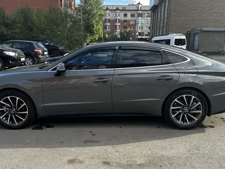 Hyundai Sonata 2021 года за 11 700 000 тг. в Астана
