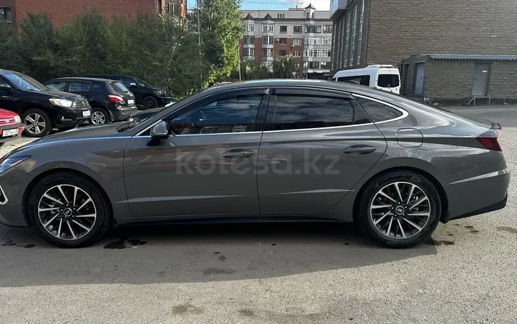 Hyundai Sonata 2021 годаүшін11 700 000 тг. в Астана