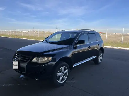 Volkswagen Touareg 2008 года за 5 500 000 тг. в Усть-Каменогорск – фото 2