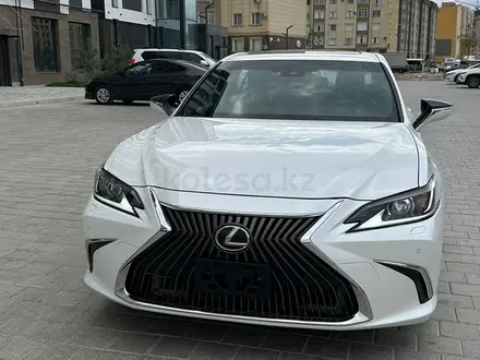 Lexus ES 250 2021 года за 24 000 000 тг. в Актау – фото 8