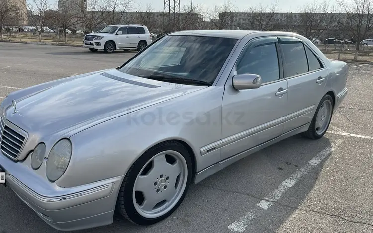 Mercedes-Benz E 320 2000 года за 4 900 000 тг. в Актау