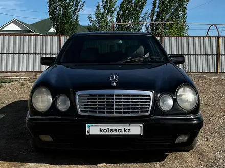 Mercedes-Benz E 280 1996 года за 2 800 000 тг. в Кызылорда