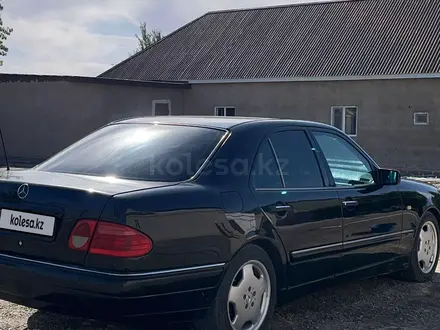 Mercedes-Benz E 280 1996 года за 2 800 000 тг. в Кызылорда – фото 3
