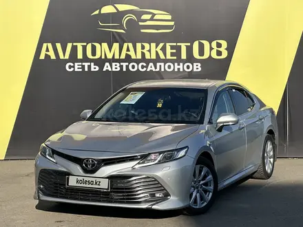 Toyota Camry 2018 года за 13 390 000 тг. в Тараз