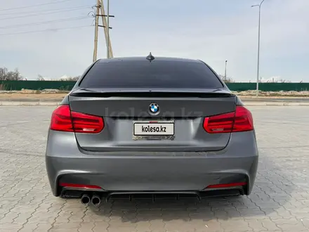 BMW 330 2018 года за 6 800 000 тг. в Актау – фото 9